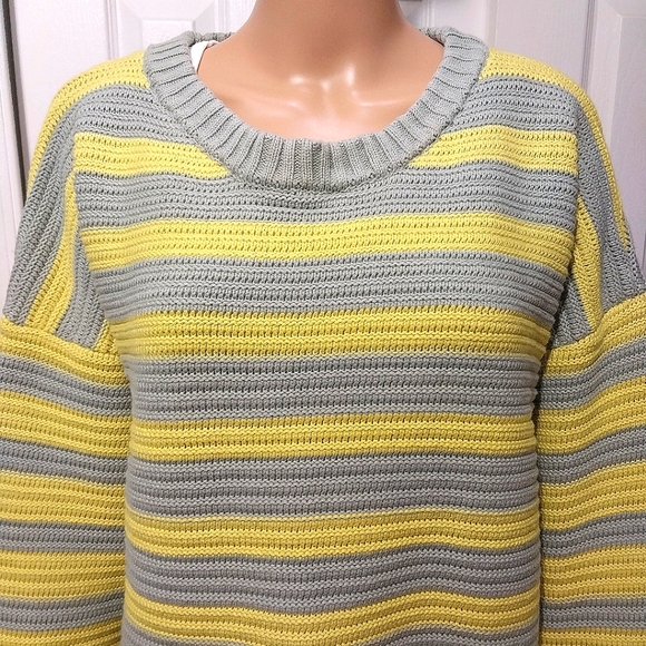 Free People Slouchy Oversized‎ Sweater, NWOT, Size L - Picture 2 of 12